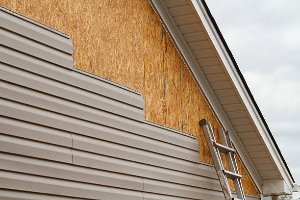24/7 Emergency Storm Damage Siding Repair experts in Deltaville, VA